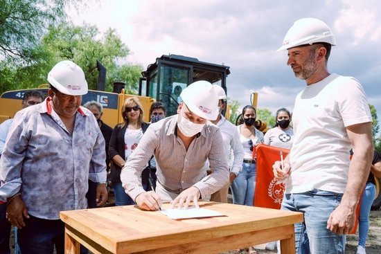 Comenzó la construcción de 45 viviendas en 4 localidades de la