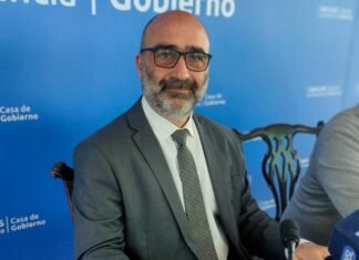 Trombotto explicó que el RIPEE alcanzará a todas las actividades económicas y será compatible con beneficios nacionales