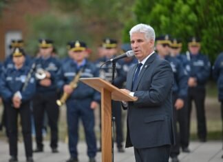 El Gobierno licita la compra de municiones, chalecos antibalas y cascos para la Policía por más de $1.312 millones