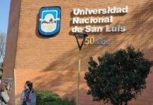 Universidades nacionales: acuerdan aumento salarial del 24,33% y suba del 20% para gastos de funcionamiento