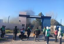ATE continúa con su plan de lucha y volvió a protestar contra la Municipalidad de San Luis
