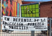 Continúa el reclamo de los docentes del IFDC. Estiman que sufren un atraso salarial del 120%