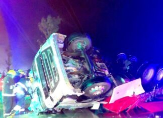 Villa Mercedes: un hombre falleció tras el vuelco de un camión en la rotonda de la ruta nacional 8 y Circunvalación