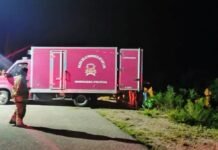 Una adolescente murió y otra resultó gravemente herida por un accidente en moto