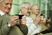 Dictarán curso pago de Autonomía Digital para adultos mayores en febrero