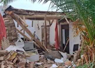 Bomberos de la Policía intervinieron en un derrumbe de vivienda y en un incendio en el Centro de Disposición Final