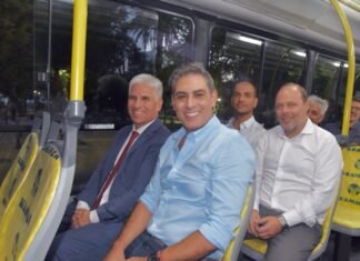La Municipalidad presentó 5 nuevas unidades de Transpuntano
