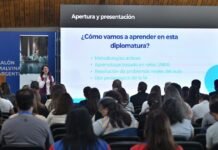 Más de 5.000 docentes y directivos comenzaron la diplomatura en IA