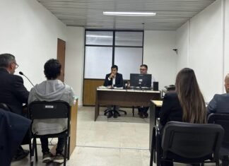 Formularon cargos a un hombre por estafas reiteradas, bajo el esquema Ponzi, por más de $100 millones