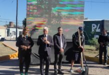 Hissa y Poggi inauguraron la puesta en valor de la plaza del barrio Olivares