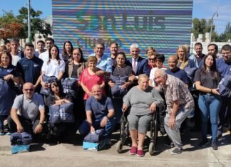 Inauguraron luminarias LED en la plaza del barrio Luz y Fuerza y comenzó la segunda etapa del plan Iluminando Tu Barrio