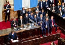 Poggi participó en la asamblea legislativa en el Congreso