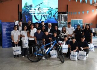 Plan TuBi: Poggi entregó las primeras bicis de 2026