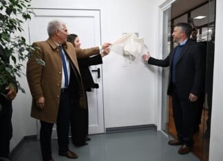 Poggi acompañó la inauguración del nuevo Data Center de Edesal