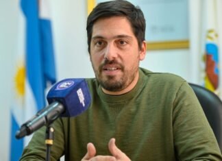 No se realizó la audiencia de imputación de cargos al exministro Nicolás Anzulovich porque no fue notificado en su domicilio