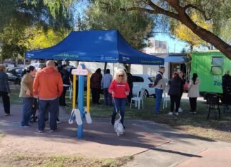Más de 150 vecinos fueron atendidos en una nueva edición de La Muni Más Cerca en el barrio Puertas del Sol