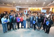 Poggi entregó 96 decretos de financiamiento a ONG