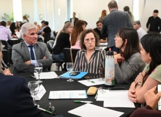 Con más de 150 profesionales de la salud, desarrollaron la primera jornada de trabajo sobre la Historia Clínica Digital Única