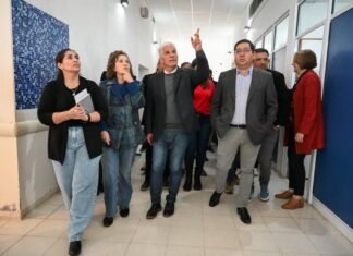 Poggi inauguró un acueducto en el departamento Belgrano y firmó obras para el hospital de Quines