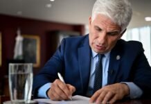 Poggi disuelve la Secretaría de Estado PANE