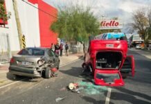 Dos mujeres heridas tras accidente de tránsito en Héroes de Malvinas y Presidente Perón