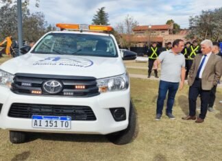 Juana Koslay incorporó dos nuevas camionetas para Servicios Públicos y avanza con la puesta en valor de plazas