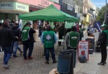 Protesta de ATE en la Peatonal: “Tiene que haber una política de recomposición salarial urgente, no alcanza con los parches”