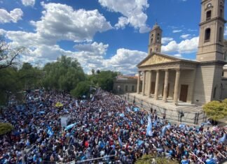 La PolicÃa refuerza la prevención ante el cruce de Argentina e Inglaterra en el Mundial 2026