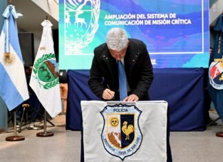 Incorporan tres antenas para ampliar la cobertura del sistema de comunicación digital de la Policía