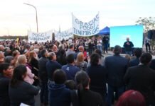 El Gobierno habilitó gas natural para 674 casas de La Punta y anunció que la próxima semana llegará al barrio 900 Viviendas