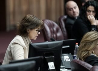 Tras el revés por el desafuero de Beltrán, el oficialismo sorprendió y aprobó sobre tablas el Presupuesto 2027