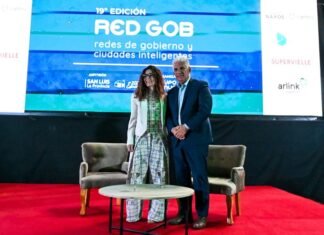 Poggi encabezó la apertura del Encuentro Nacional de Redes de Gobierno y Ciudades Inteligentes