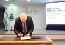 Poggi firmó el decreto del concurso nacional de ideas para el nuevo Hospital Pediátrico